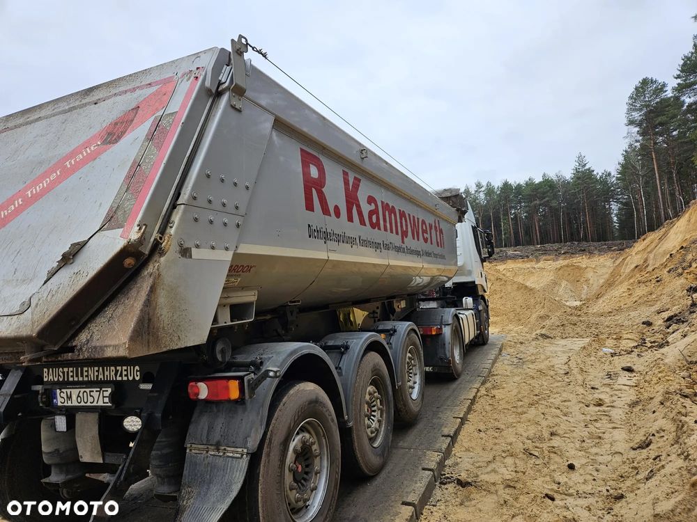 Kögel Wywrotka - 10