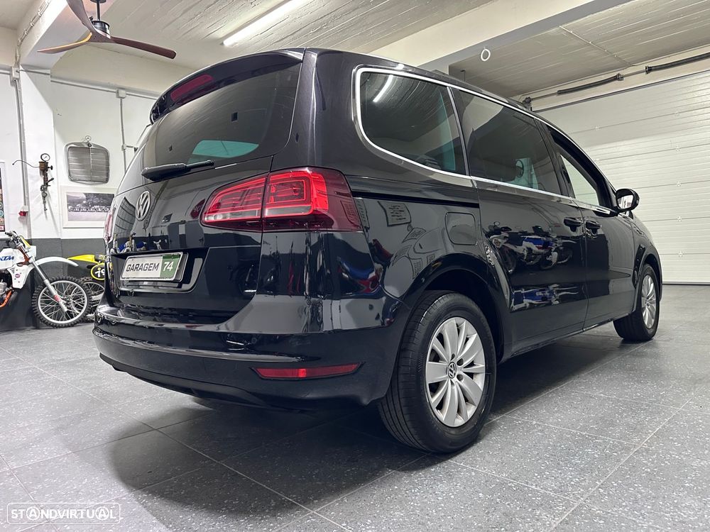 VW Sharan 2.0 TDI Blue Confortline - 24