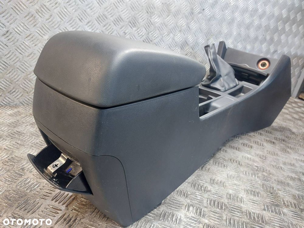 TUNEL ŚRODKOWY PODŁOKIETNIK MAZDA 3 I BK - 4