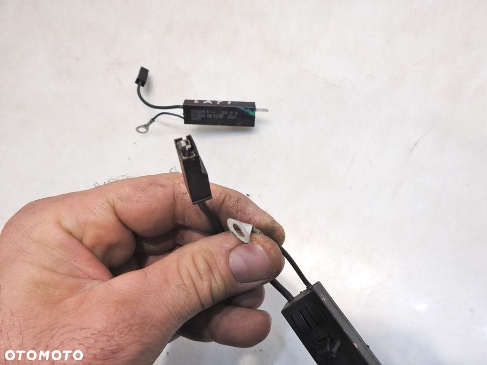 WZMACNIACZ ANTENY RENAULT LATITUDE 283630005R - 3