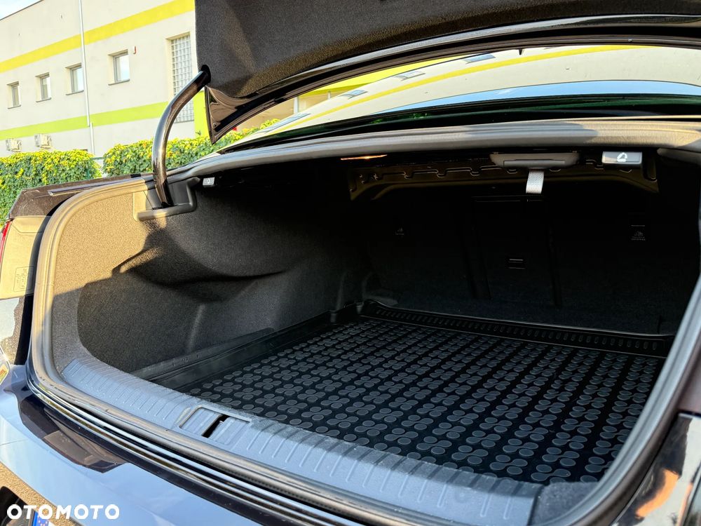 Volkswagen Passat 1.8 TSI BMT Highline DSG - 28