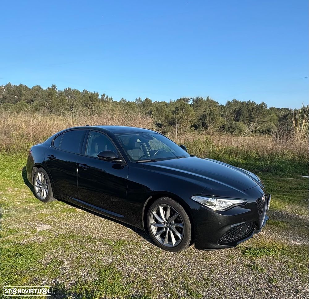 Alfa Romeo Giulia 2.2 D Sprint AT8 - 2