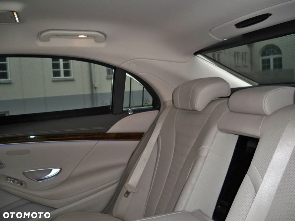 Mercedes-Benz Klasa S 500 4-Matic L 7G-TRONIC - 28
