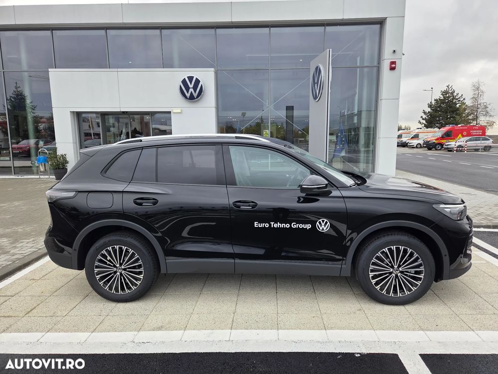 Volkswagen Tiguan - 4