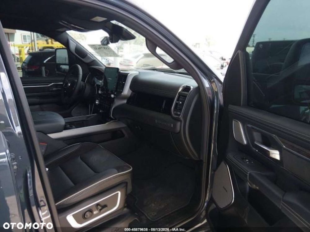 RAM 1500 - 9