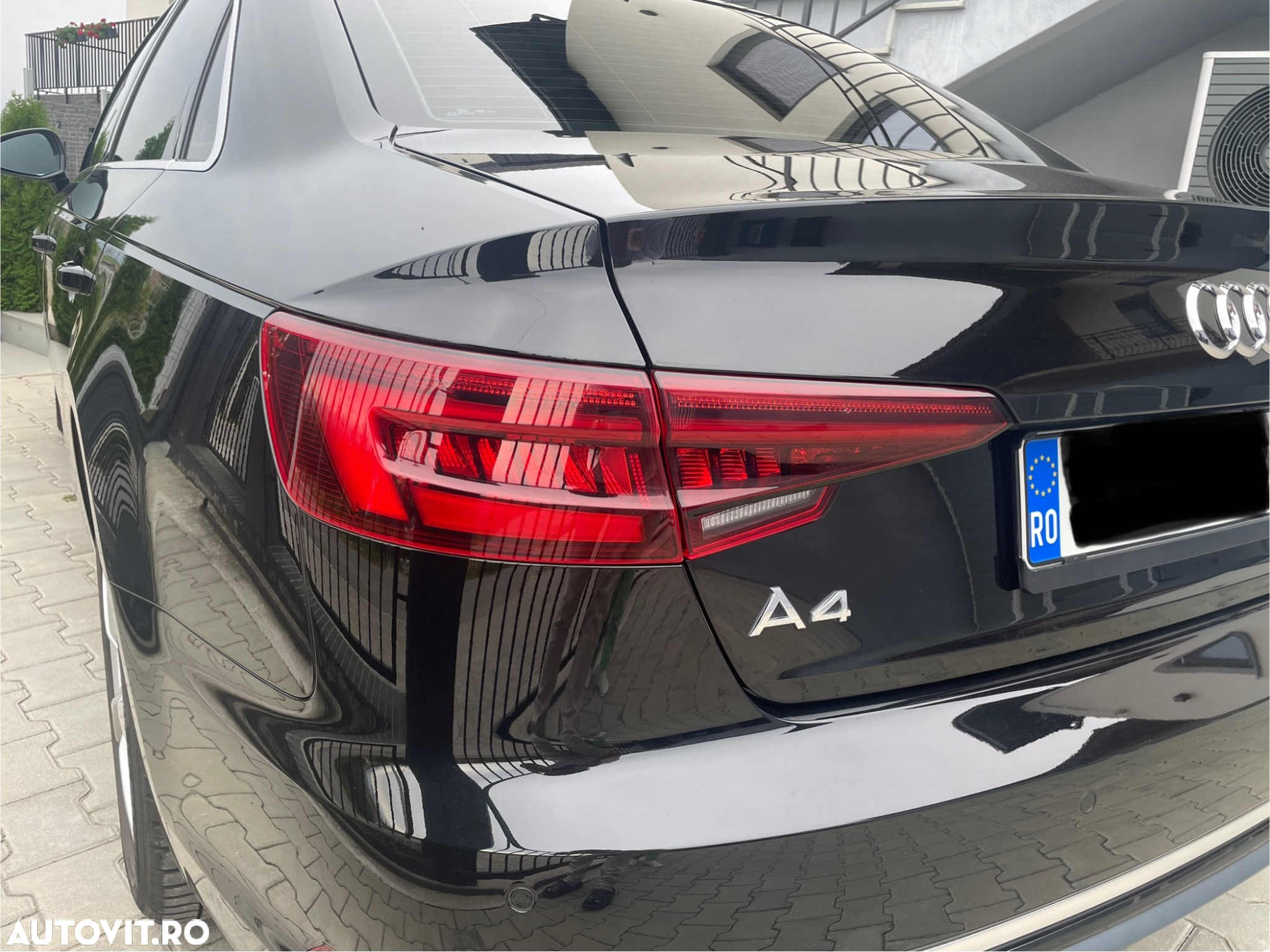 Audi A4 Avant 2.0 35 TFSI S tronic MHEV Advanced - 6