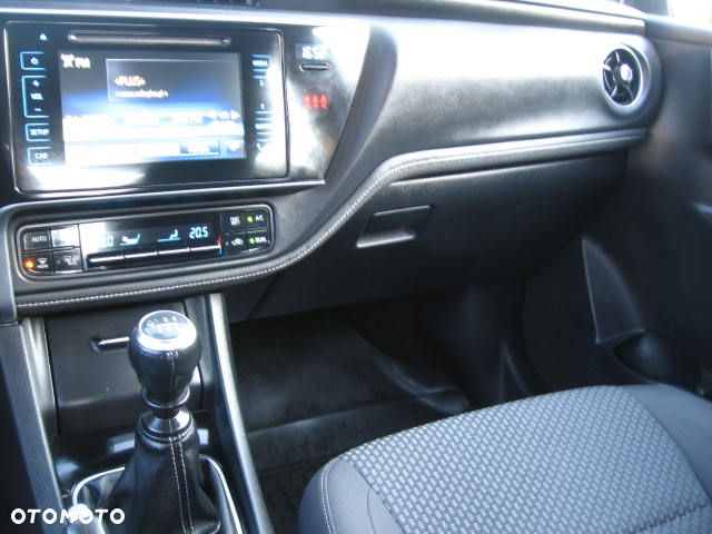 Toyota Corolla 1.6 Premium EU6 - 22