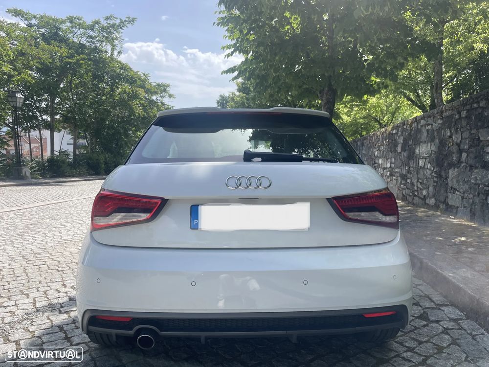Audi A1 1.6 TDI S-line - 6