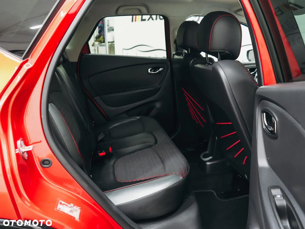 Renault Captur TCe 120 EDC Helly Hansen - 31