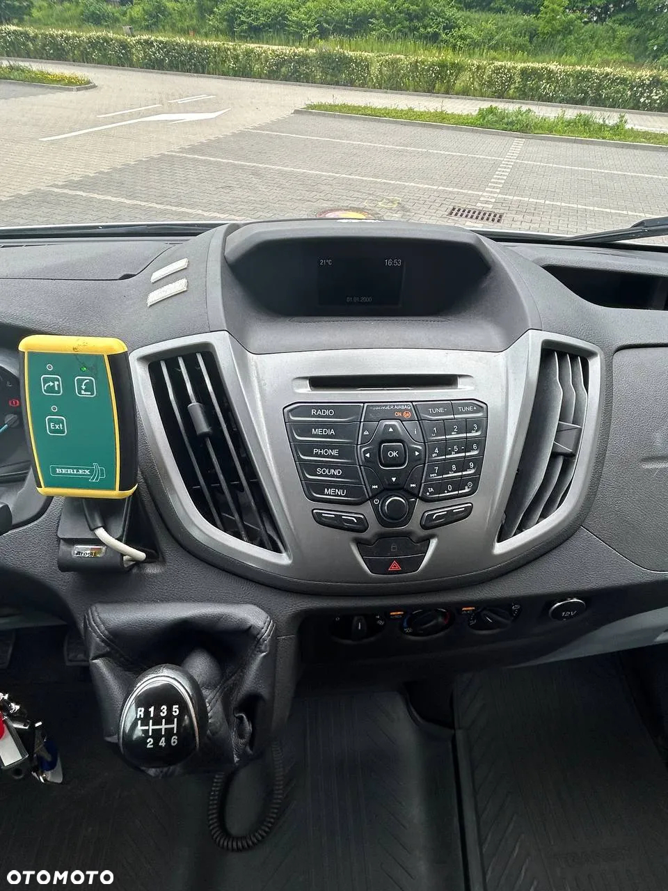 Ford Transit - 11