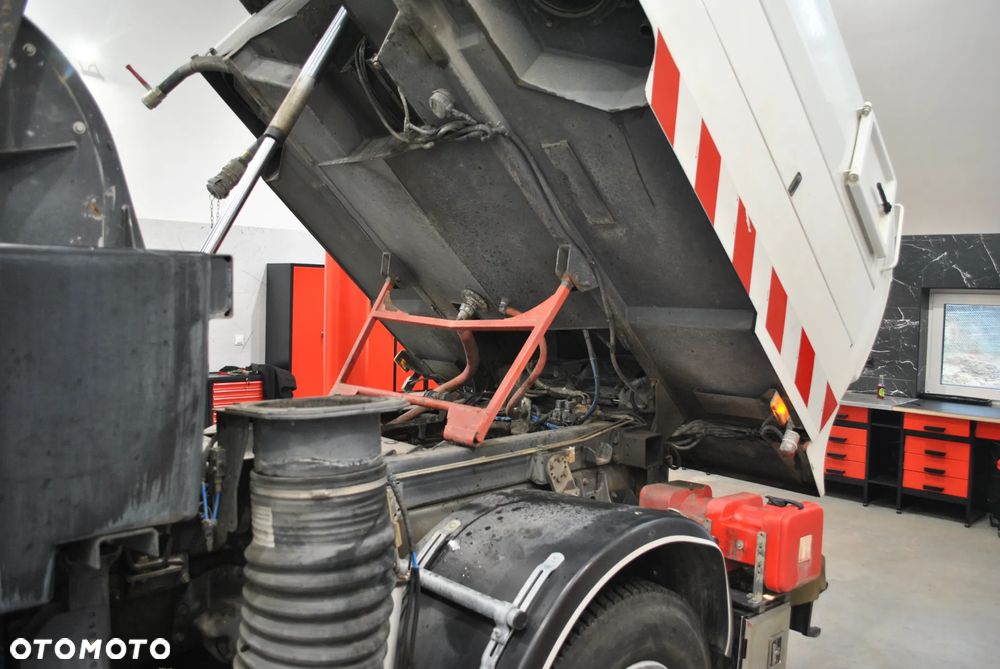 Renault Midlum 220 Zamiatarka SEMAT Johnston Szczotki L/R 2014r 2770 Mth - 24