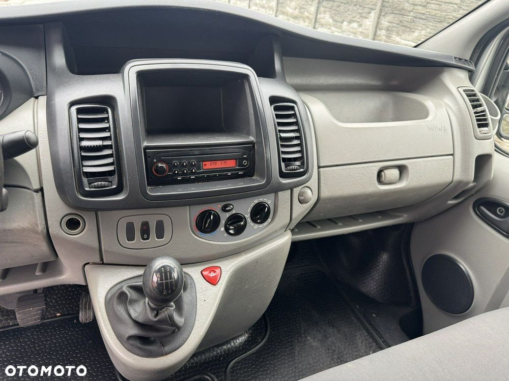 Opel Vivaro - 6