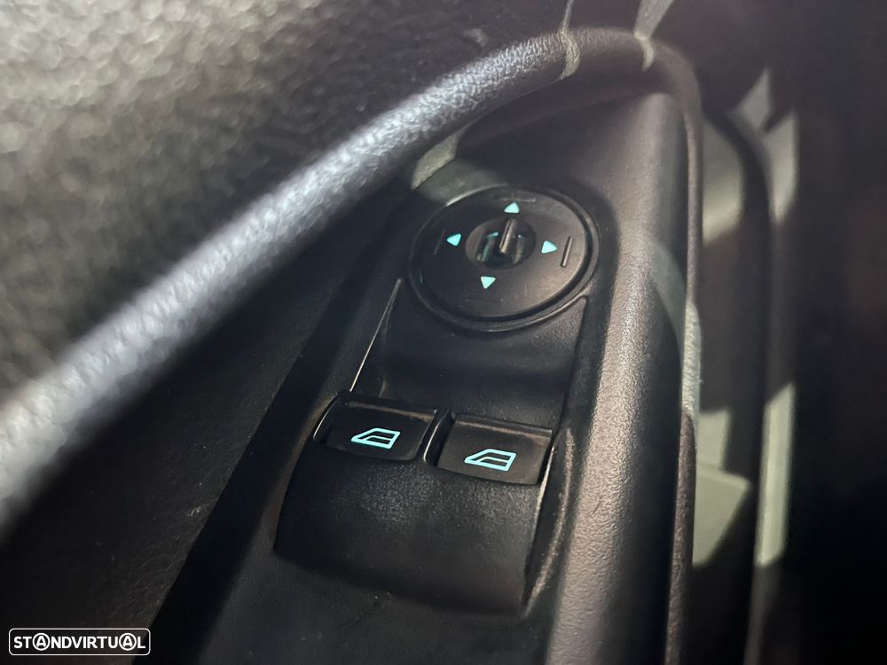 Ford Trânsit Connect Sport 3 Lugares Longa - 21