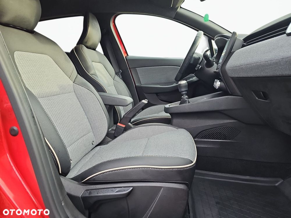 Renault Clio 1.0 TCe Techno - 13