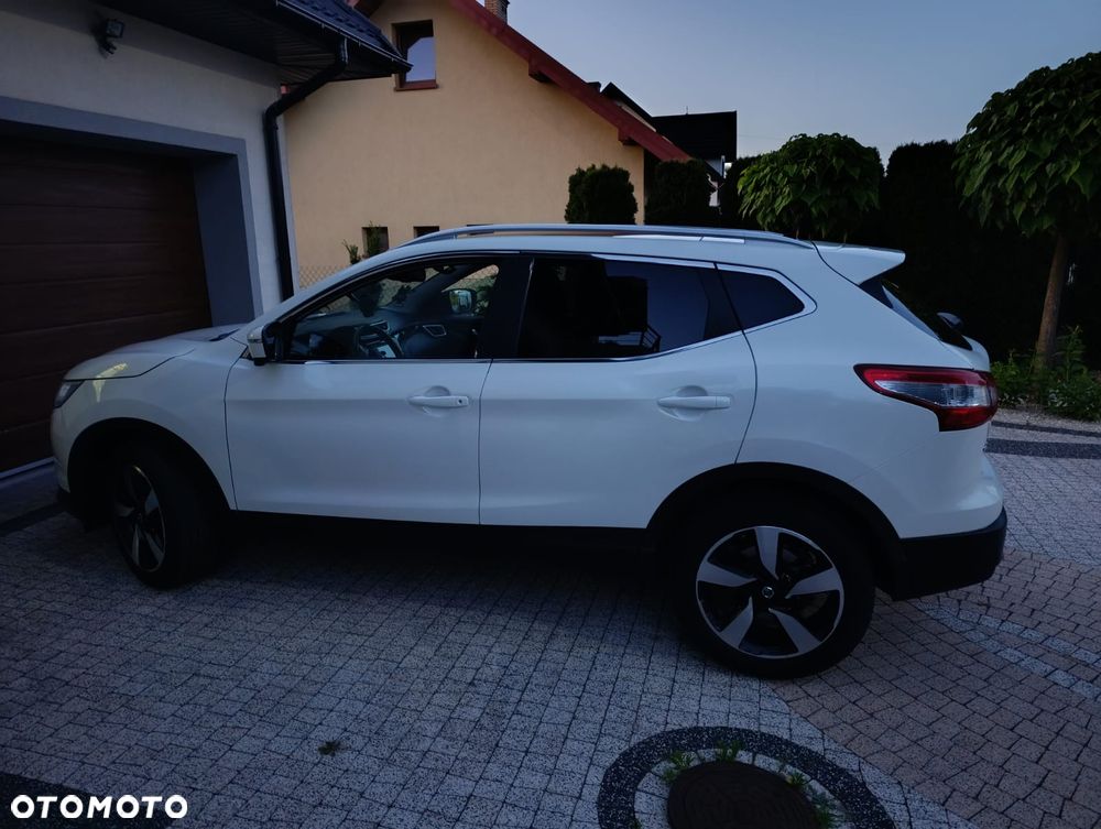 Nissan Qashqai 1.6 DCi Tekna Xtronic - 30