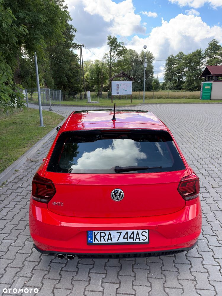 Volkswagen Polo - 10