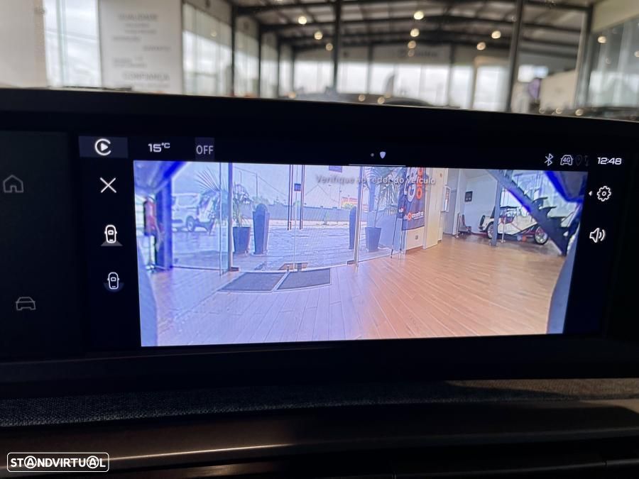 Peugeot 5008 1.2 Hybrid Allure e-DCS6 - 19