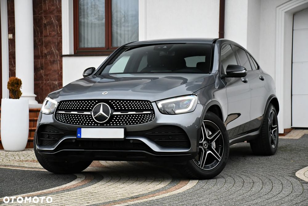 Mercedes-Benz GLC 200 4Matic 9G-TRONIC AMG Line - 2