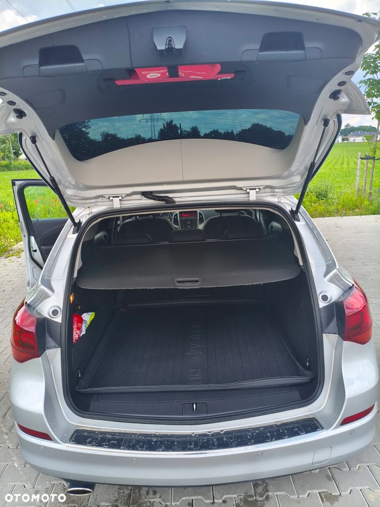 Opel Astra 1.4 T Enjoy EU6 - 7