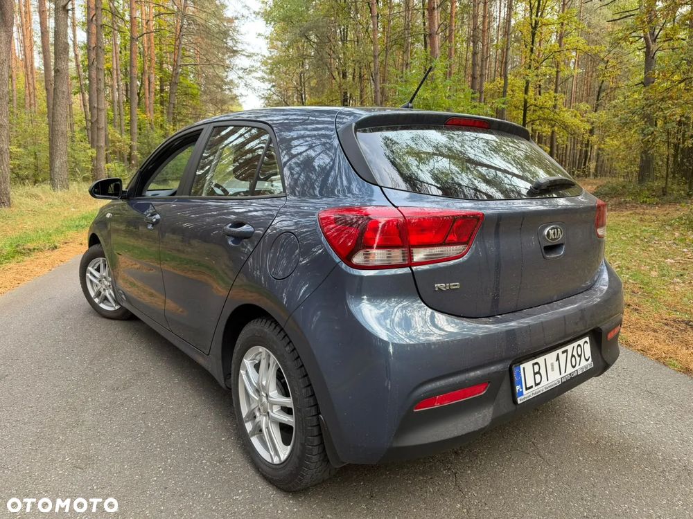 Kia Rio 2017 photo 3
