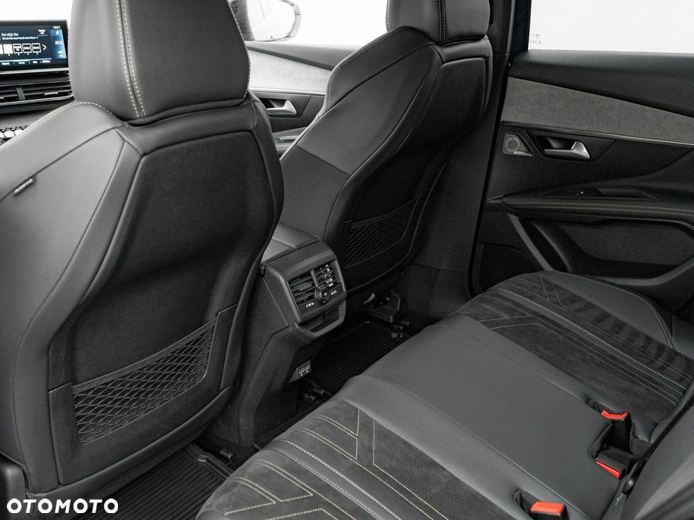 Peugeot 3008 1.6 PureTech GT S&S EAT8 - 22