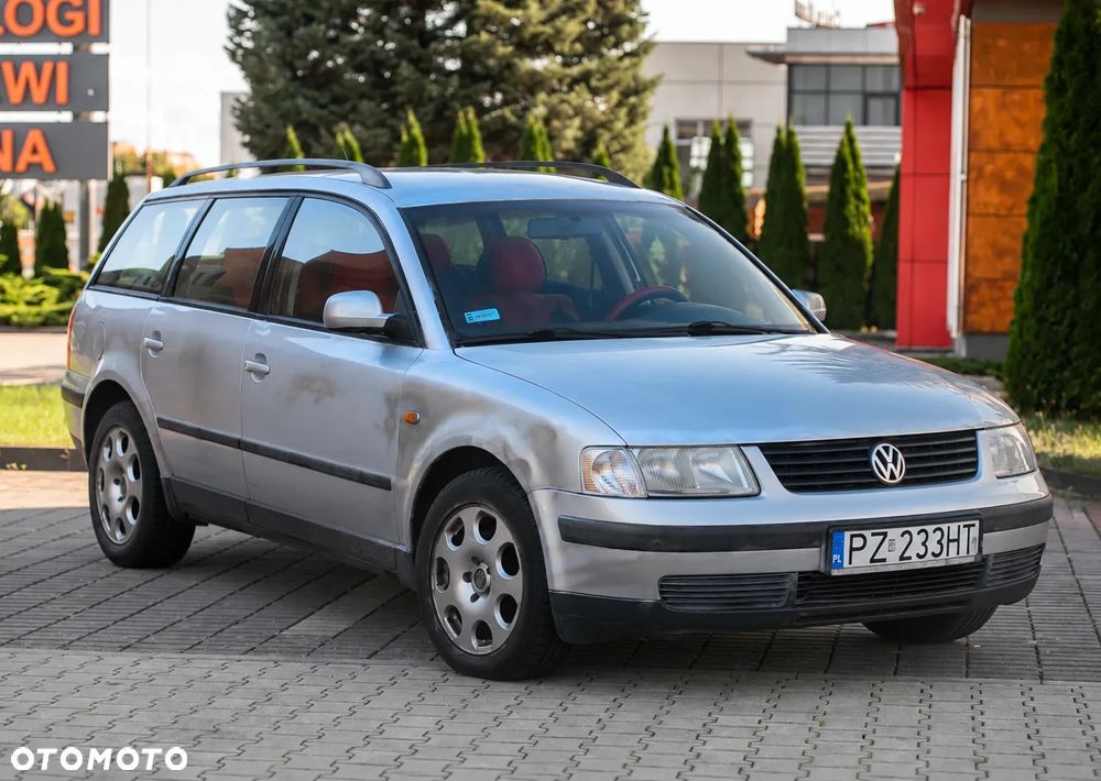 Volkswagen Passat 1.8 Comfortline - 3