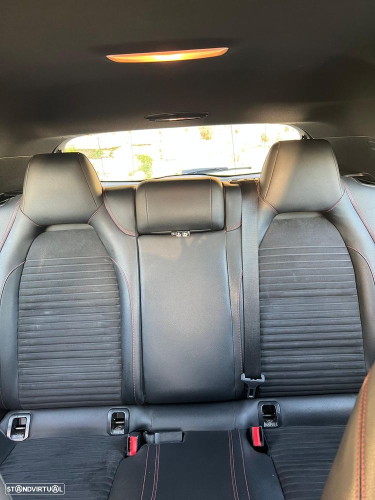 Mercedes-Benz A 180 CDI BE AMG Line - 14