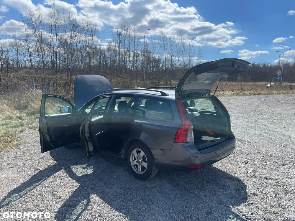 Volvo V50 2.0 Momentum - 17