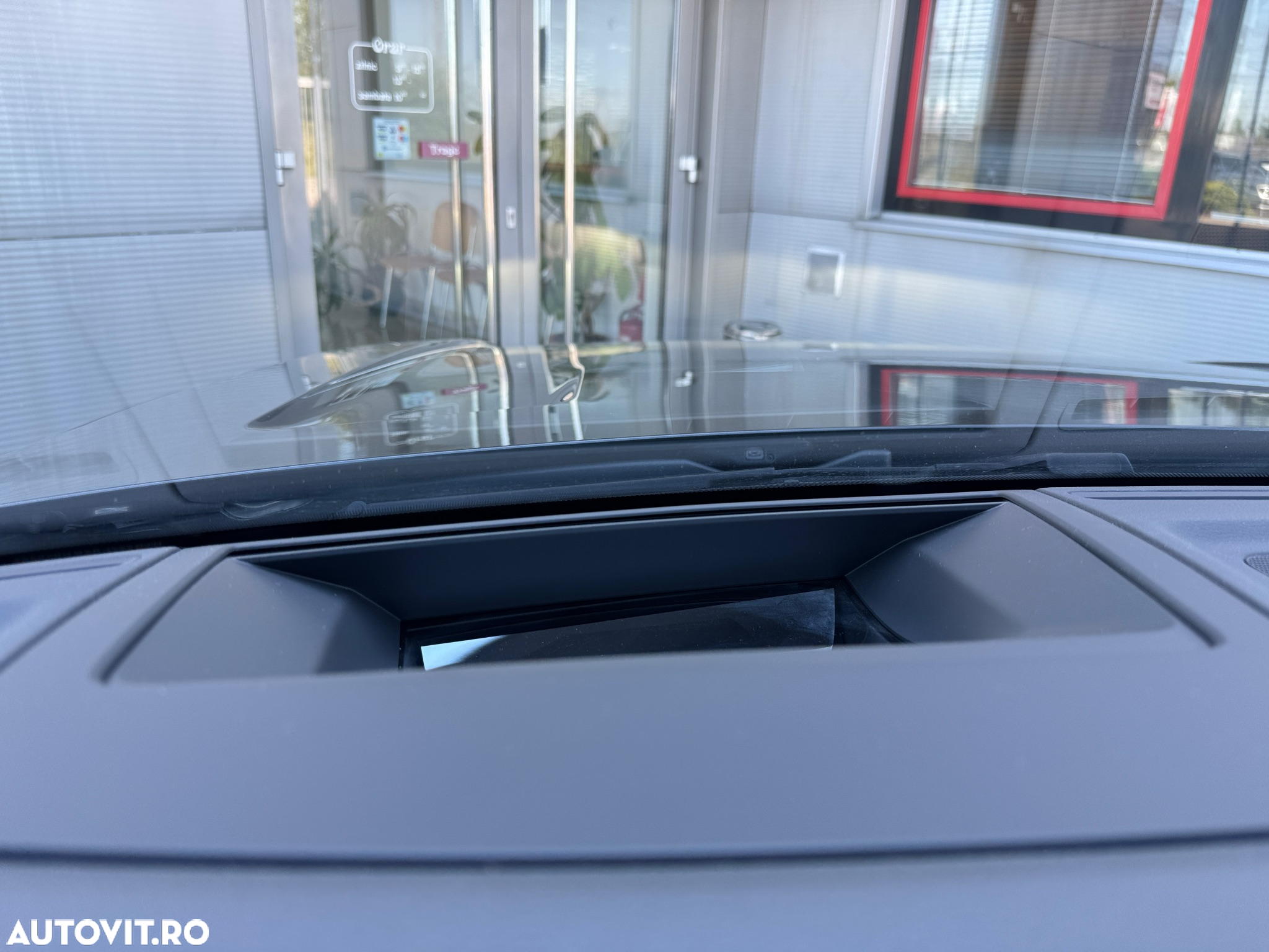 Volkswagen Touareg V6 TSI 4MOTION R-Line - 34