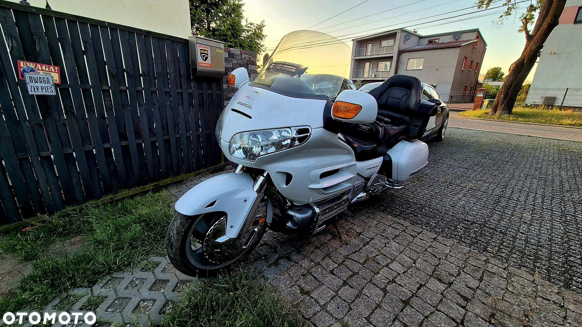 Honda GL - 4