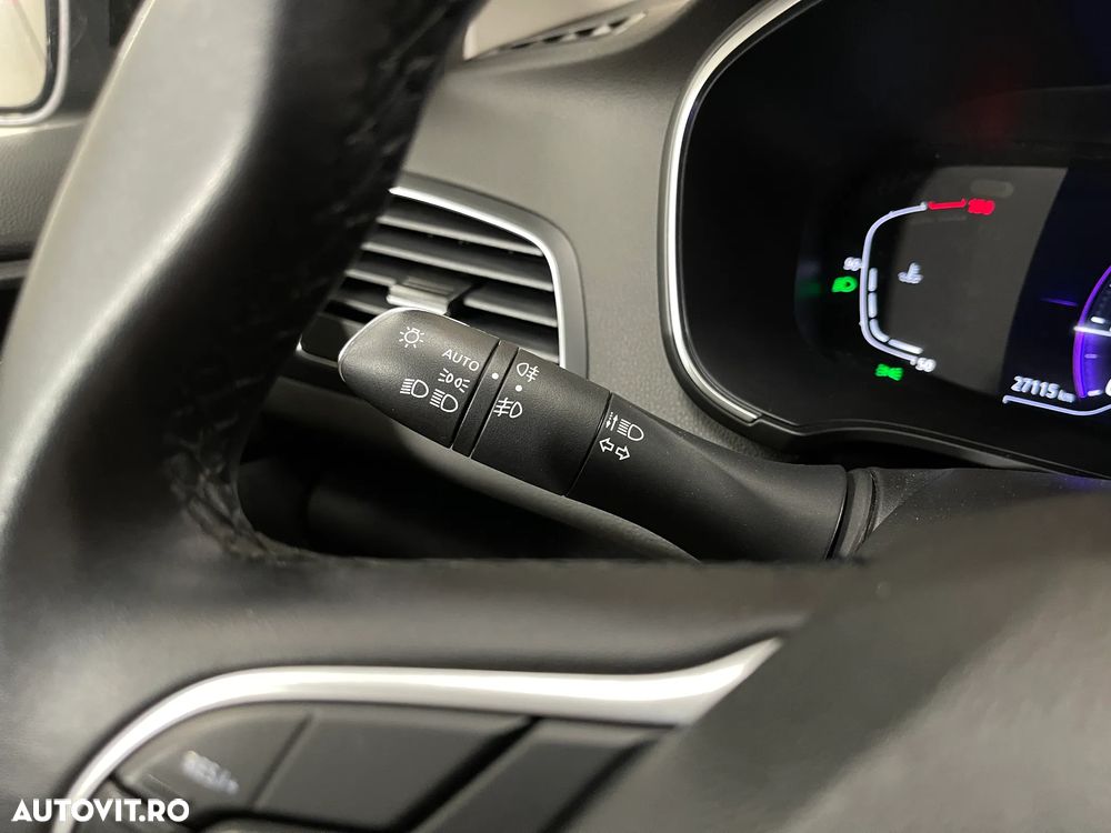 Renault Megane TCe 140 GPF Equilibre - 20