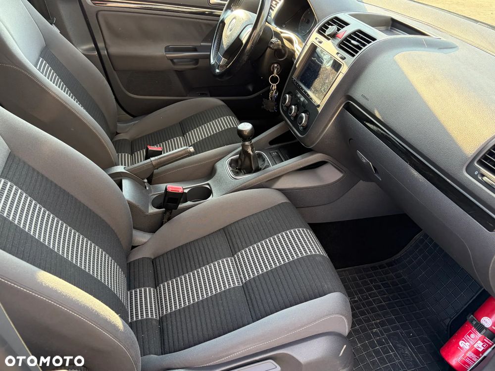 Volkswagen Golf 1.9 TDI United - 10