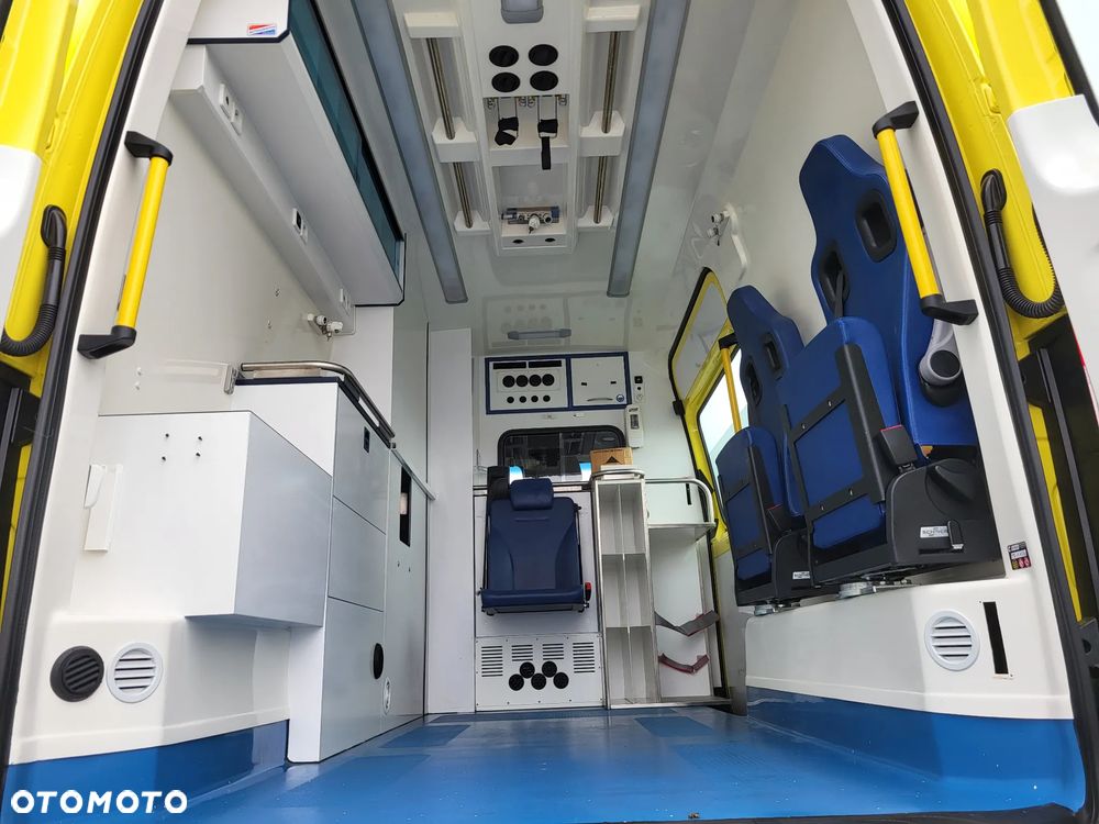 Mercedes-Benz SPRINTER 907- 319 V6 CDI-KARETKA - AMBULANS-AUTOMAT - 11