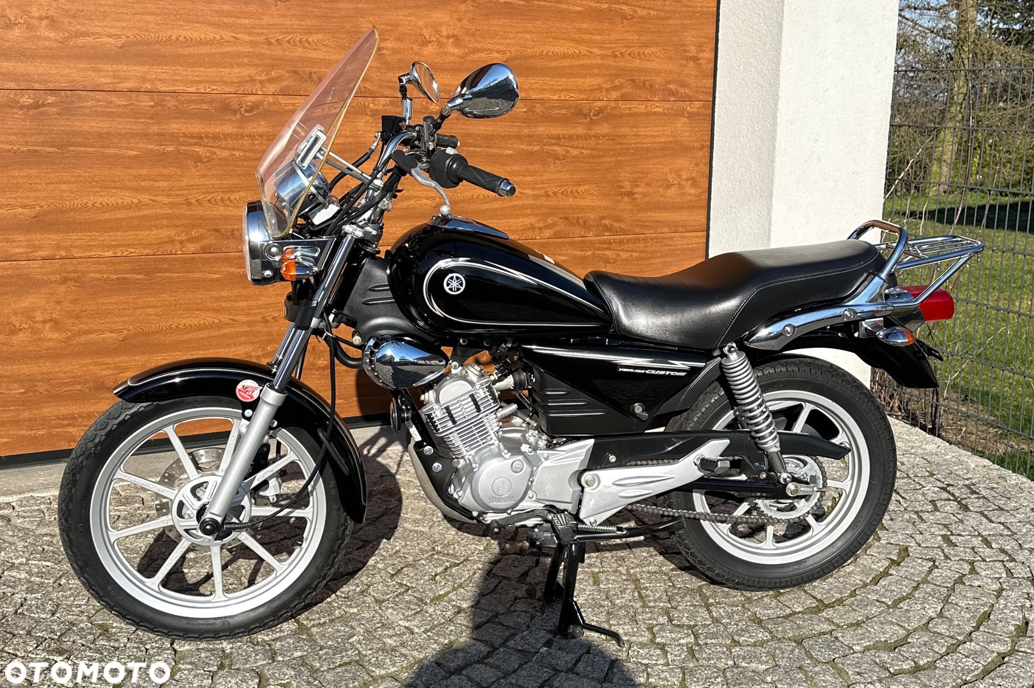 Yamaha YBR - 19