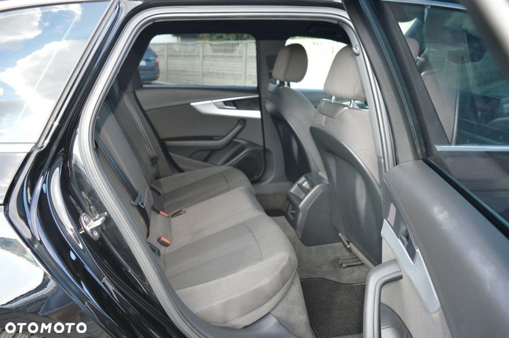 Audi A4 Avant - 28