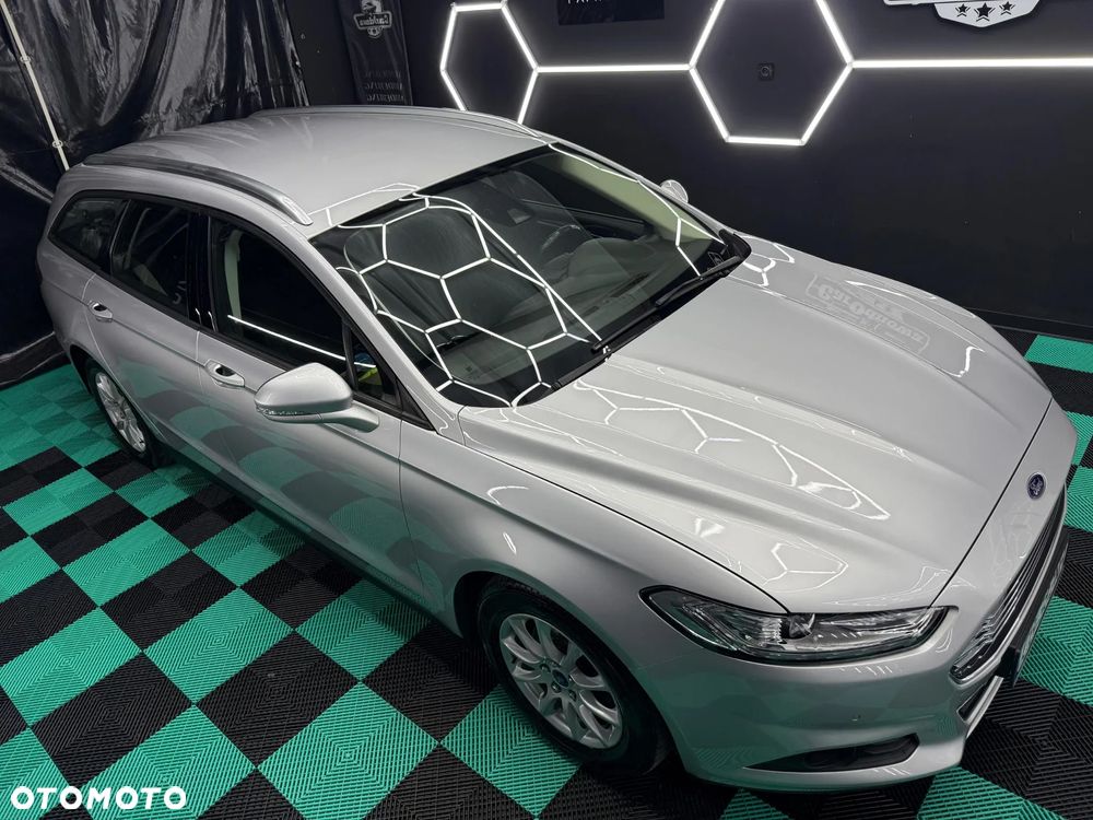 Ford Mondeo - 23