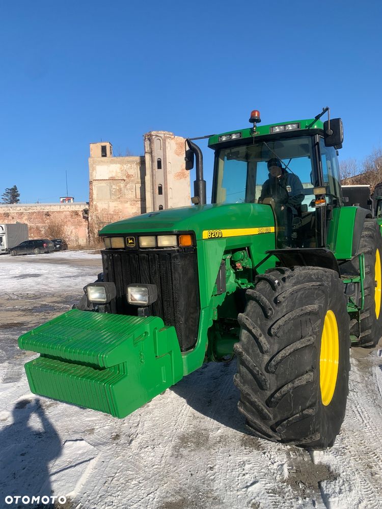 John Deere 8200 - 13