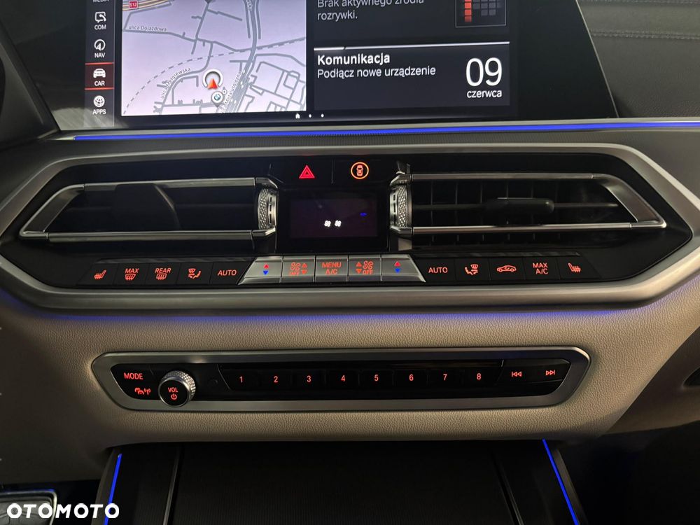 BMW X5 xDrive30d mHEV - 17