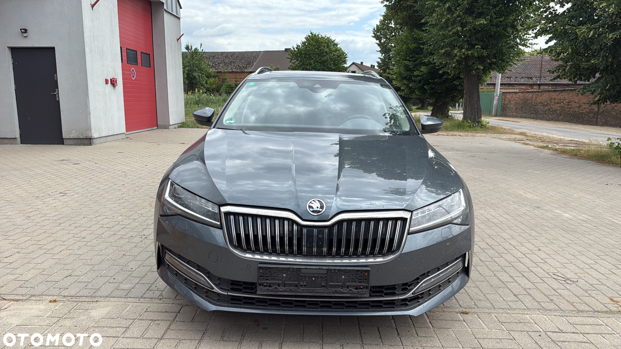 Skoda Superb Combi 2.0 TSI 4x4 DSG L&K - 3