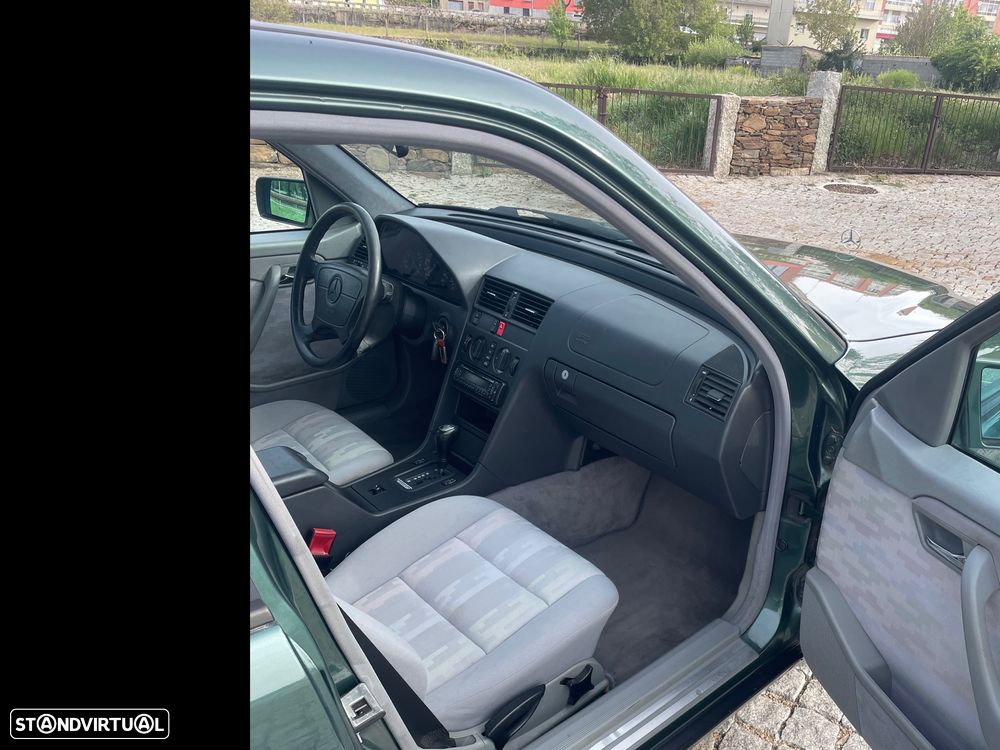 Mercedes-Benz C 220 - 8