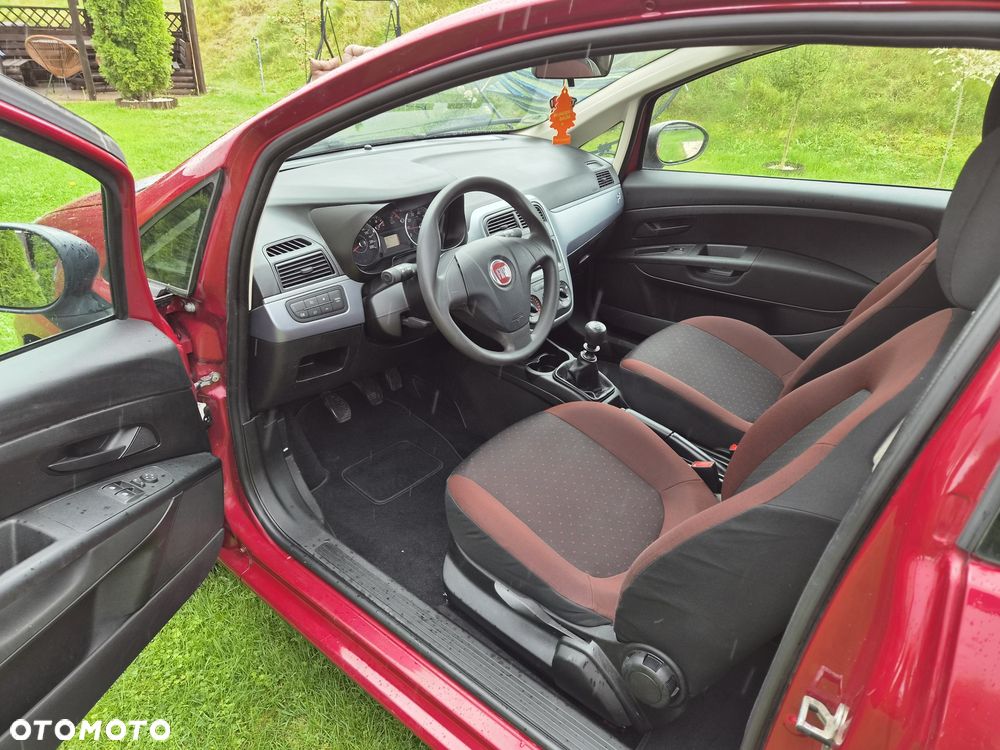 Fiat Grande Punto - 5
