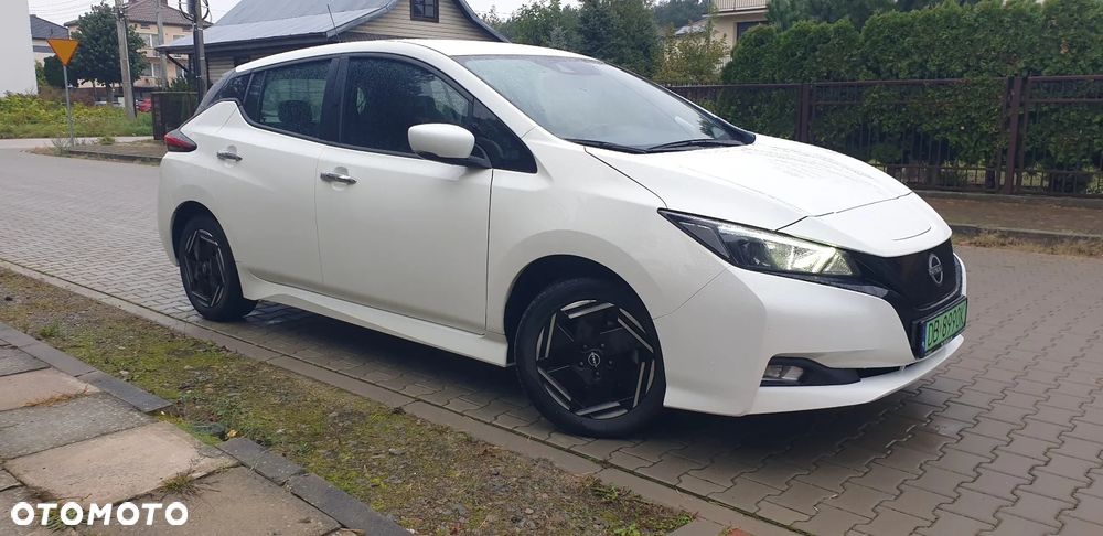 Nissan Leaf - 5