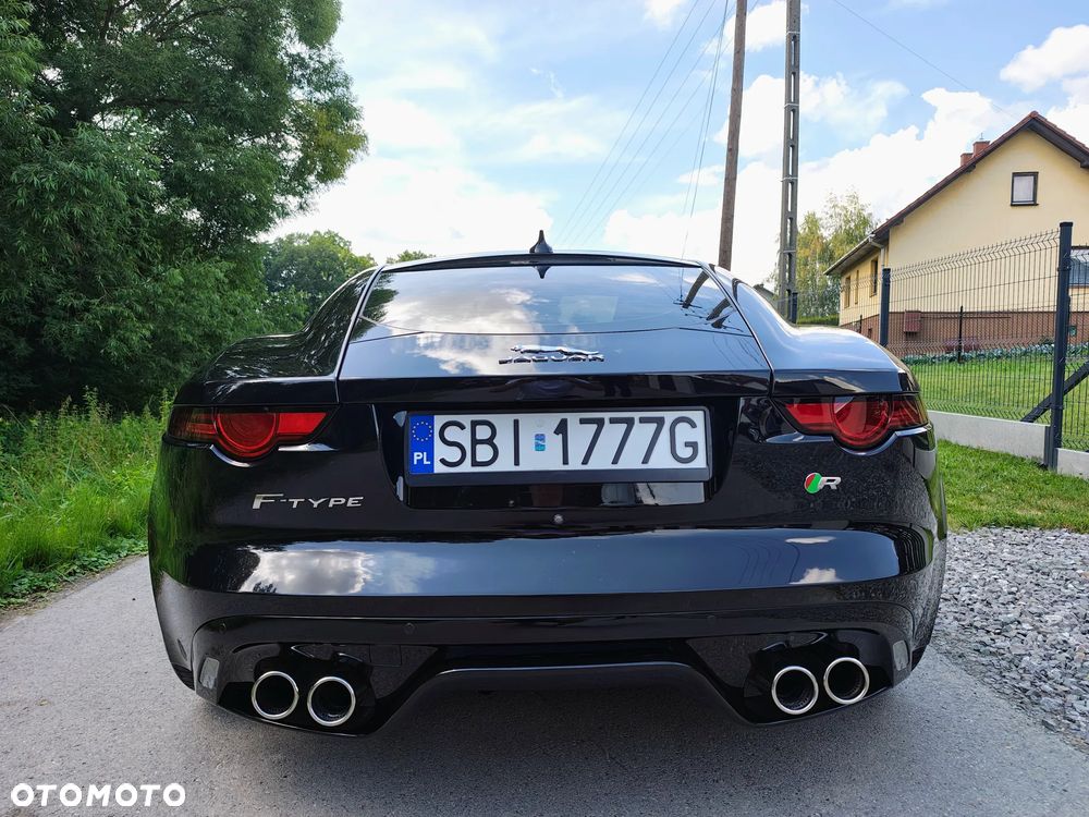Jaguar F-Type R AWD - 8