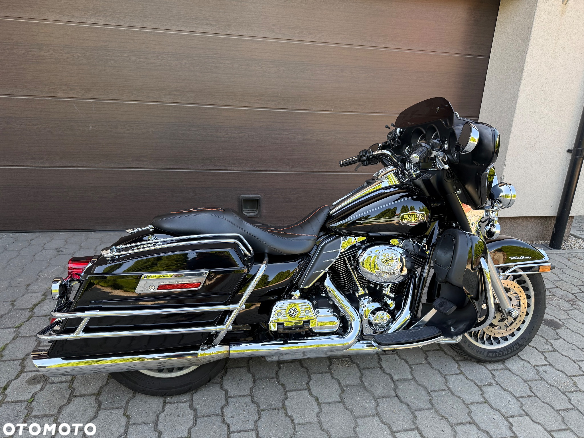 Harley-Davidson FLHTCU Ultra - 11