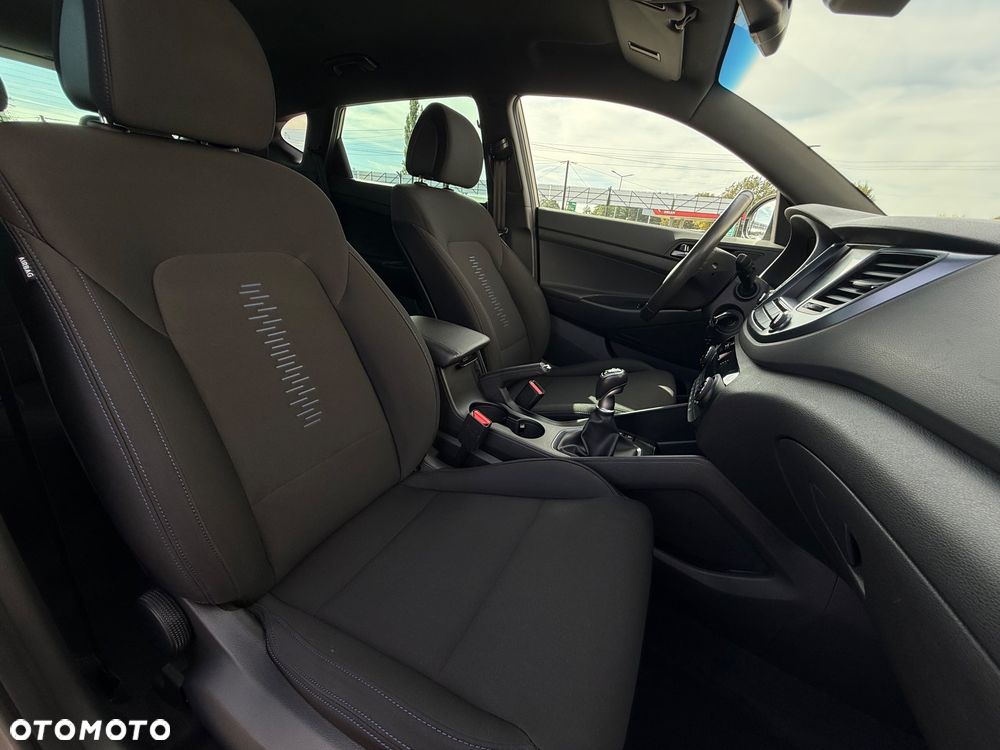 Hyundai Tucson blue 1.6 GDi 2WD Passion - 27