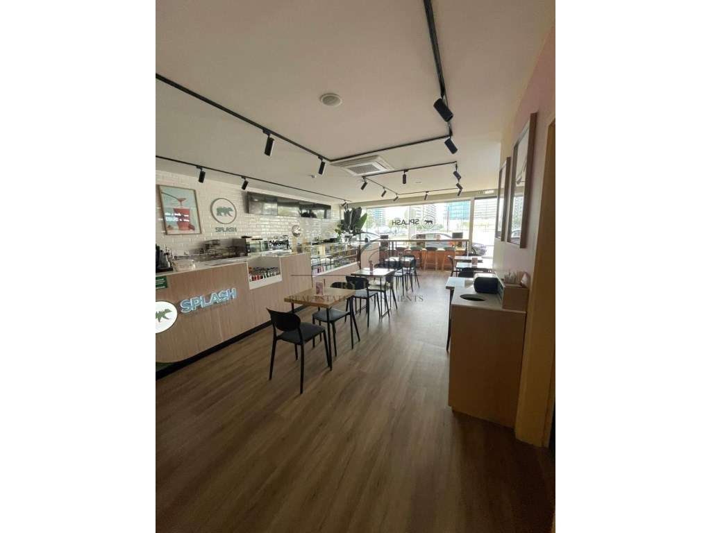 TRESPASSE COFFEE SHOP / CONCEITO DE RESTAURAÇÃO PREMIUM EM MATOSINH... - Grande imagem: 3/11