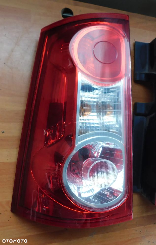 lampa lewa prawa tył DACIA LOGAN I MCV KOMBI 08-12 EUROPA - 2