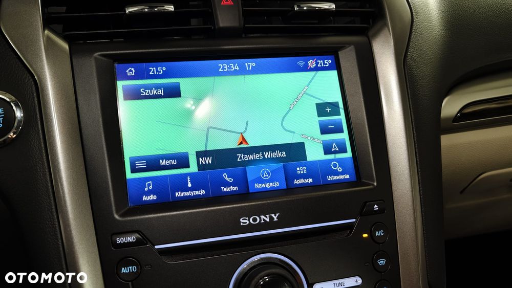 Ford Fusion 2.0 EcoBoost Titanium - 13