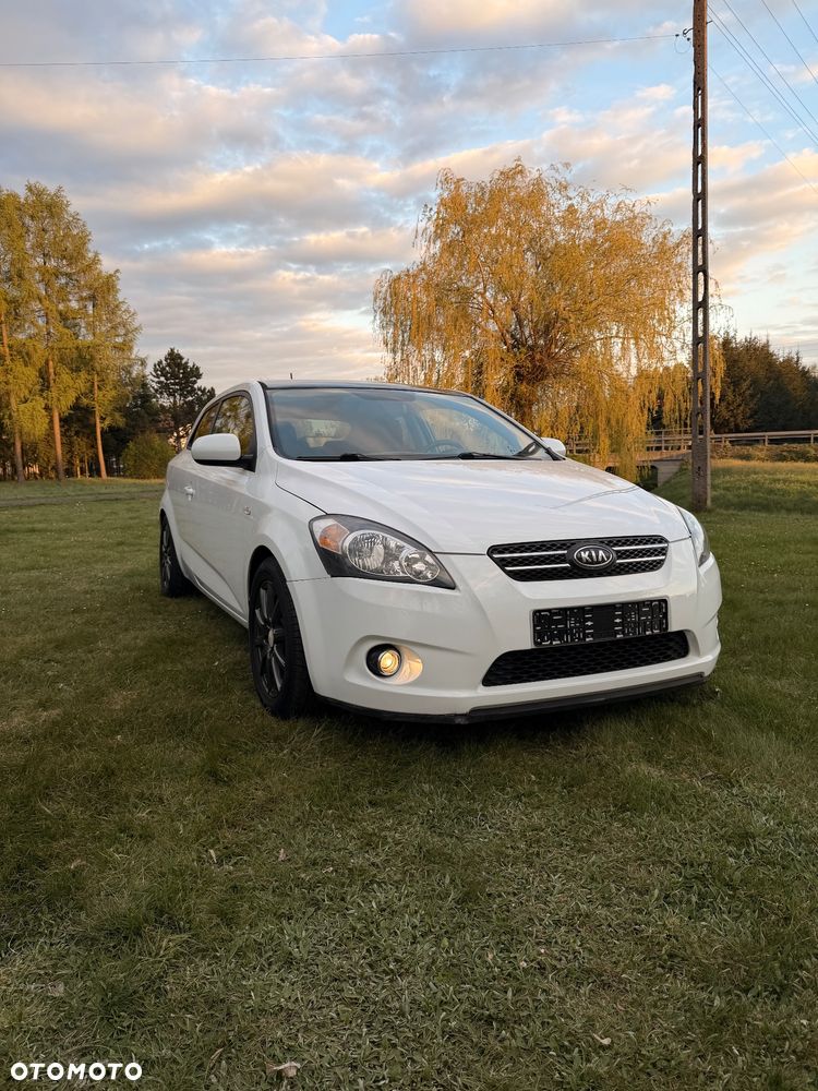 Kia ProCeed 1.4 CVVT Edition 7 - 10