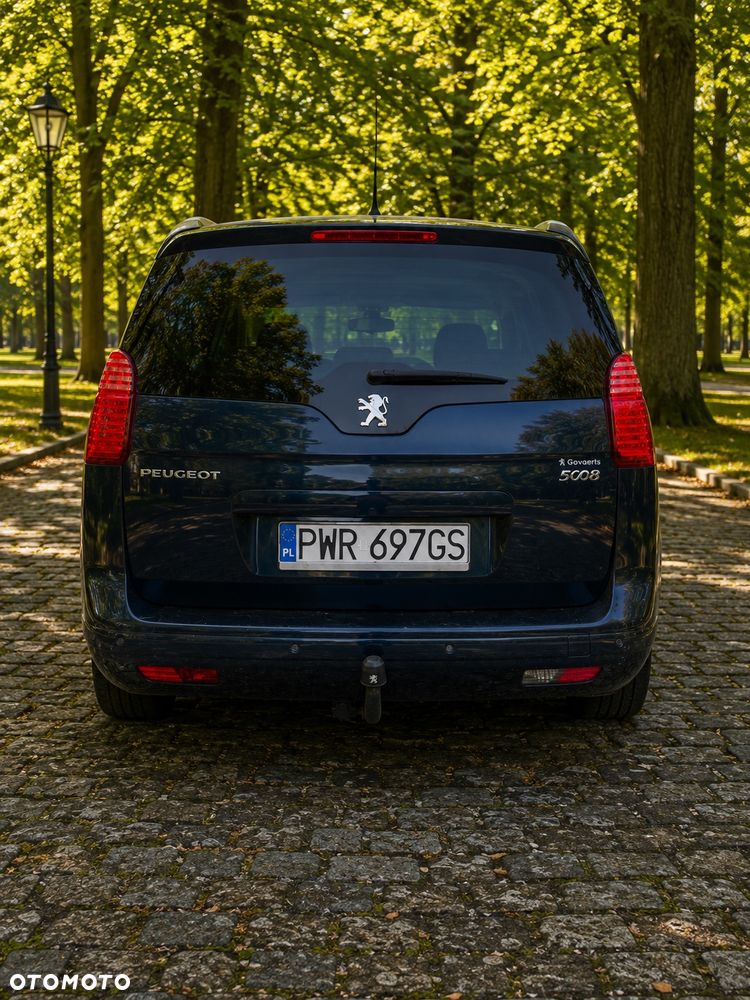 Peugeot 5008 HDI FAP 115 Family - 6